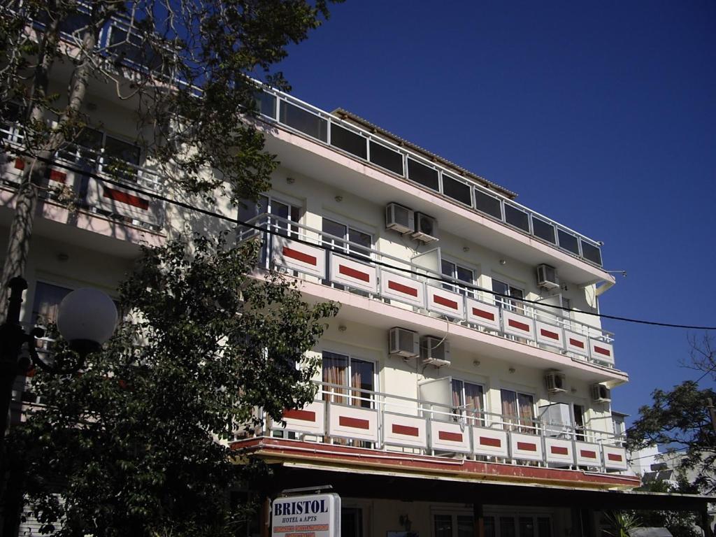 Bristol Apartments コス・タウン エクステリア 写真