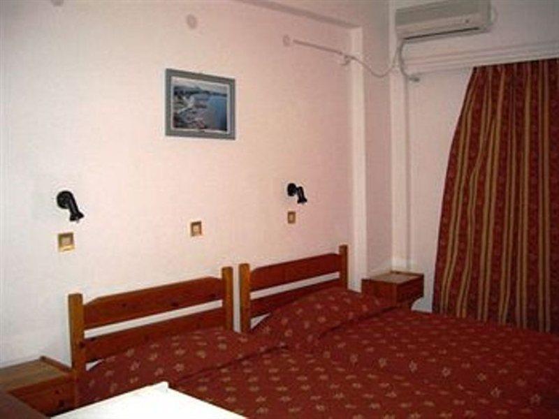 Bristol Apartments コス・タウン エクステリア 写真